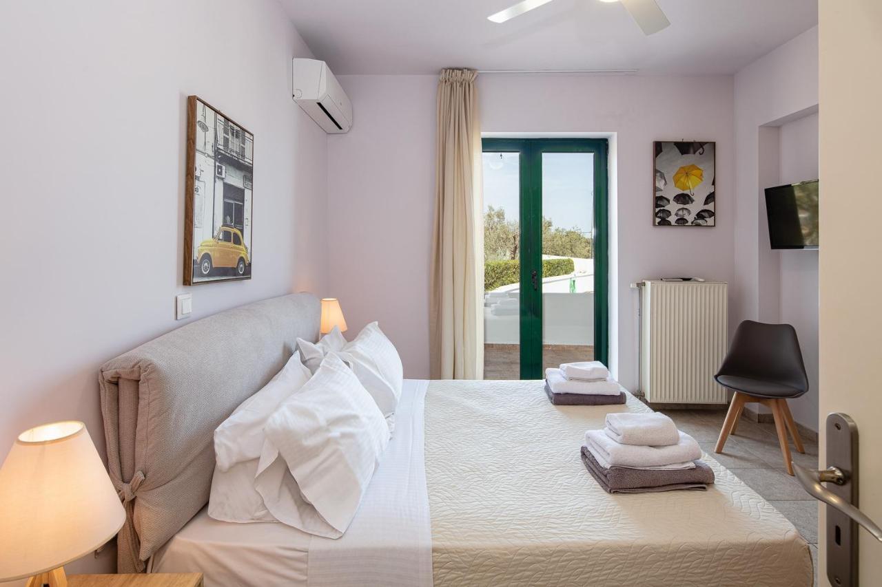Superb Villa,With Amazing Seaviews & Huge Pool! Somatas Exterior photo